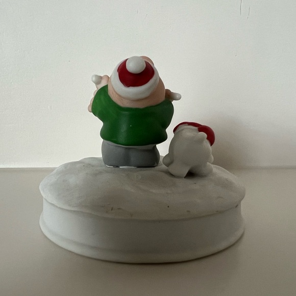 Vintage “Merry Christmas” Ziggy Ceramic Figurine - Picture 2 of 5